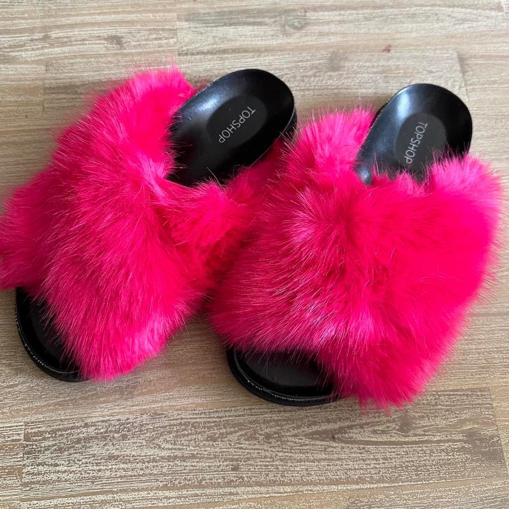 Topshop Fuzzy Slides